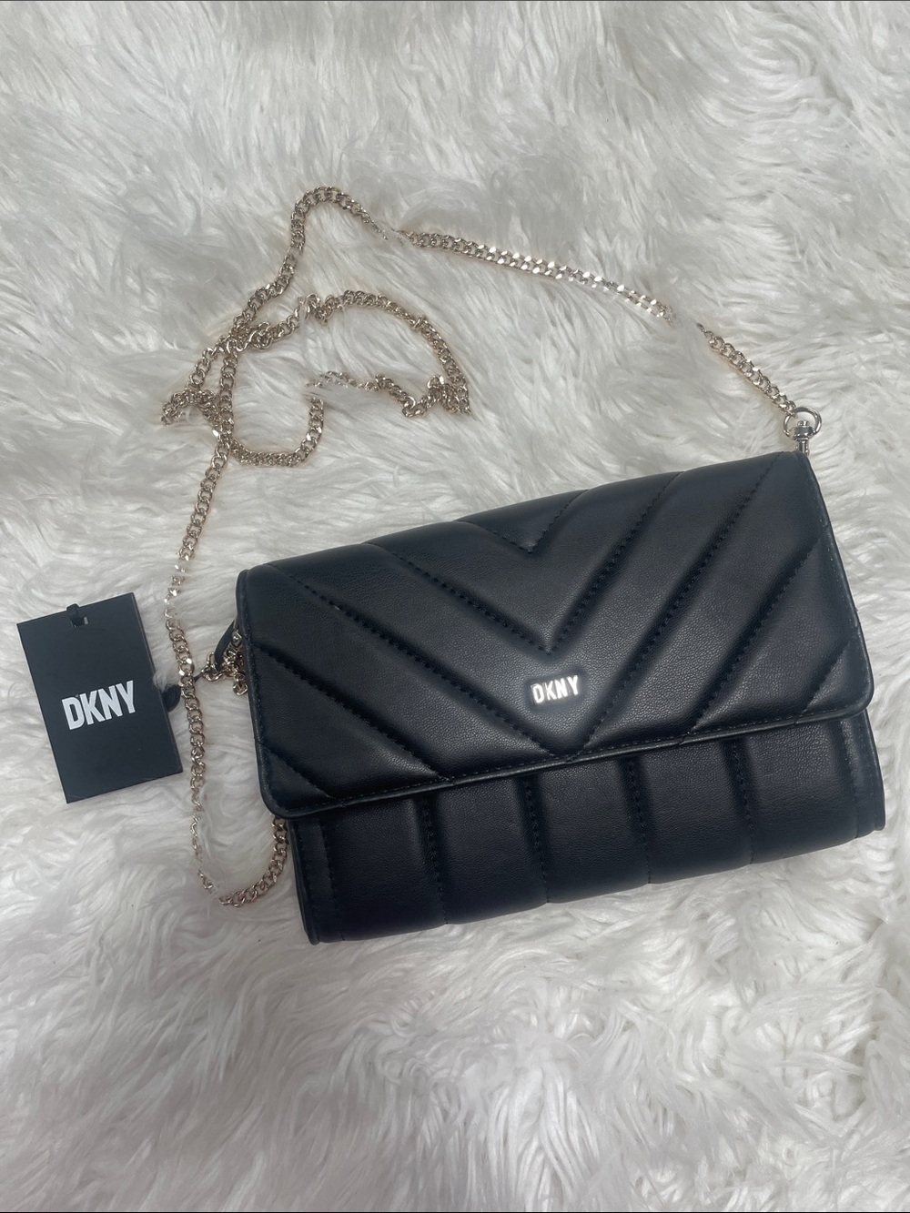 DKNY 2 in 1 Black Quilted Crossbody with Gold Chain